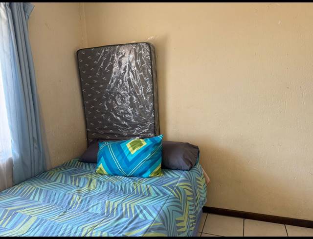 2 BEDROOM APARTMENT FOR SALE IN RUSTENBURG CENTRAL